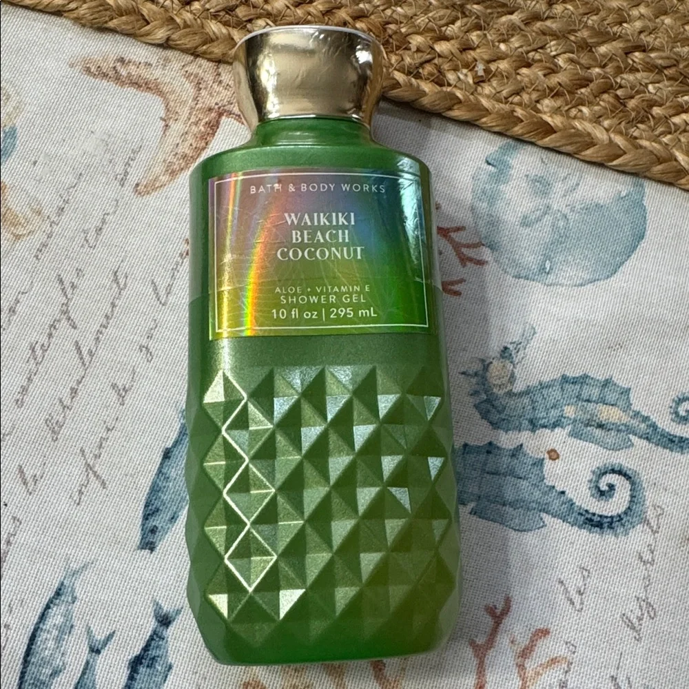 Bath & Body Works Waikiki Beach Coconut Trio